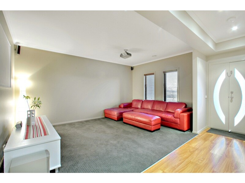 55 Bryn Mawr Boulevard, Berwick VIC 3806