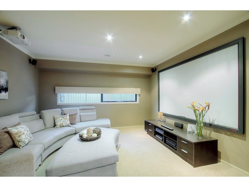 2 Avendon Court, Narre Warren South VIC 3805