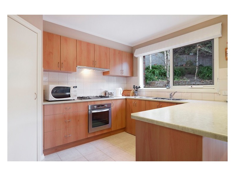 4 Hyland Court, Berwick VIC 3806