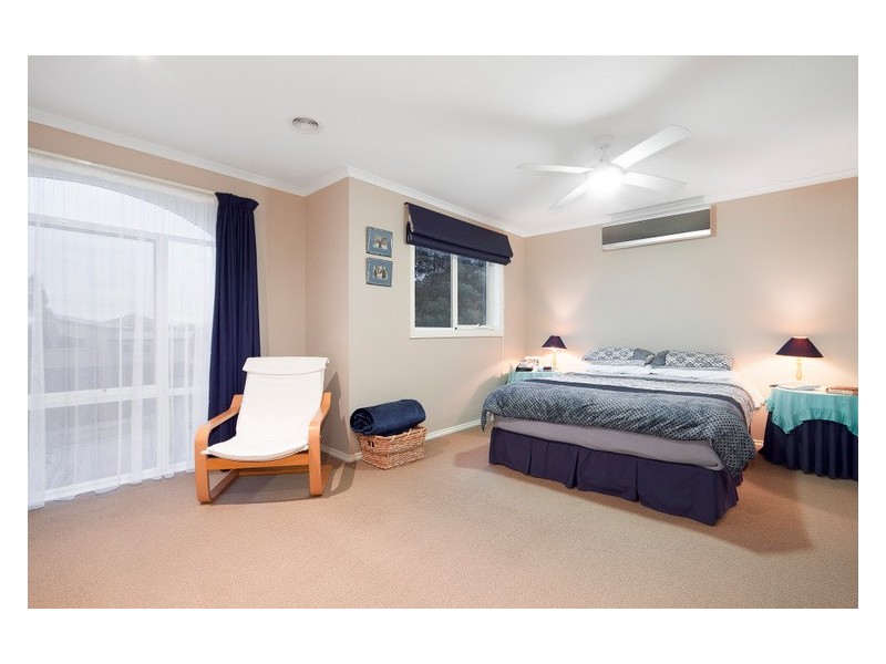 4 Hyland Court, Berwick VIC 3806