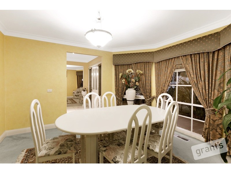 2 Classic Court, Berwick VIC 3806