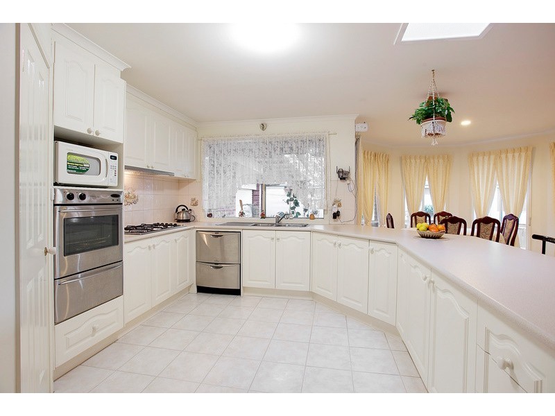 59 Tralee Circuit, Narre Warren VIC 3805