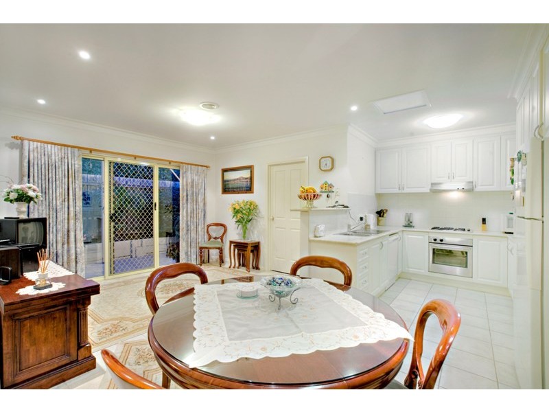 3/37 Peel Street, Berwick VIC 3806