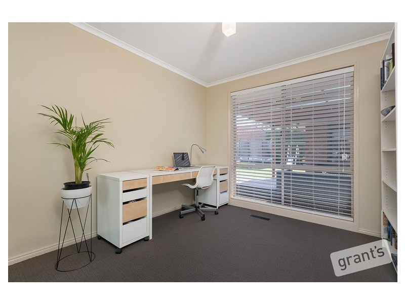 15 Bangalay Place, Berwick VIC 3806
