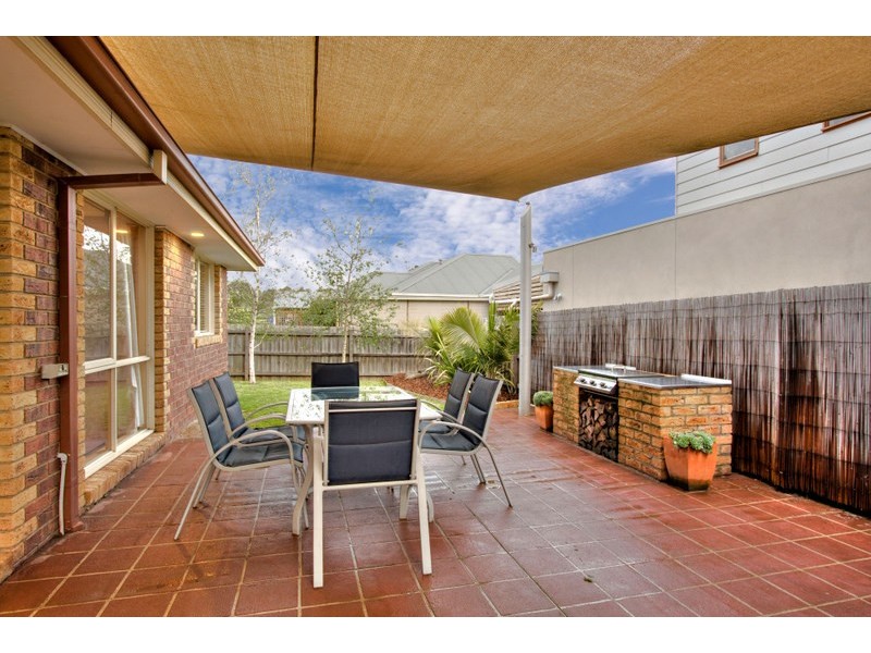 5 Brookfield Court, Berwick VIC 3806