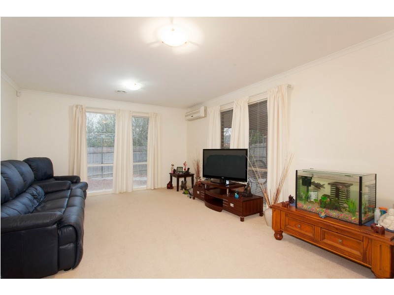 24 Turella Close, Berwick VIC 3806