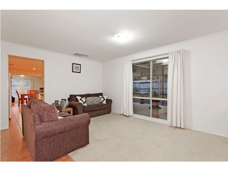 24 Turella Close, Berwick VIC 3806