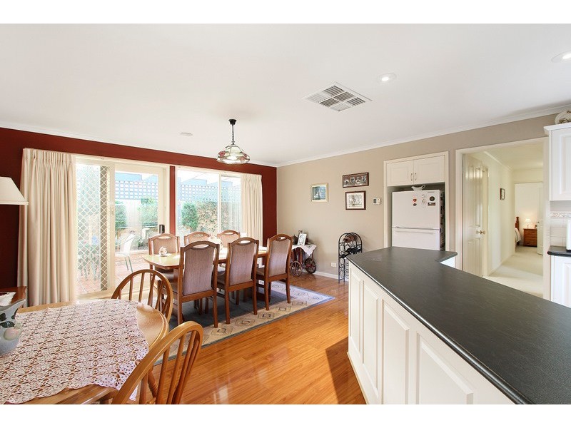 14 Gingham Place, Berwick VIC 3806