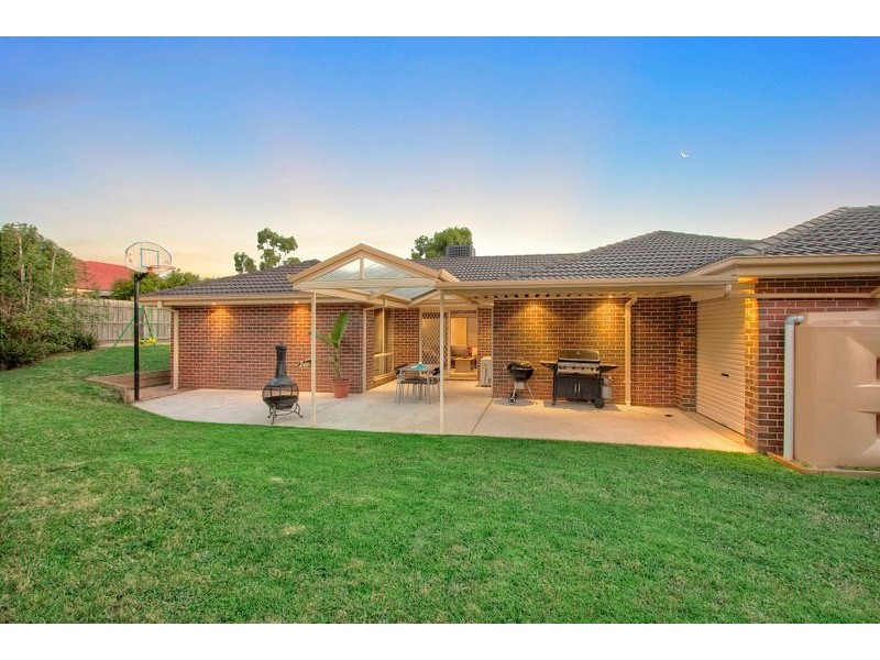 7 Balanka Court, Berwick VIC 3806