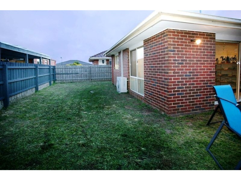 8 Bewley Way, Berwick VIC 3806