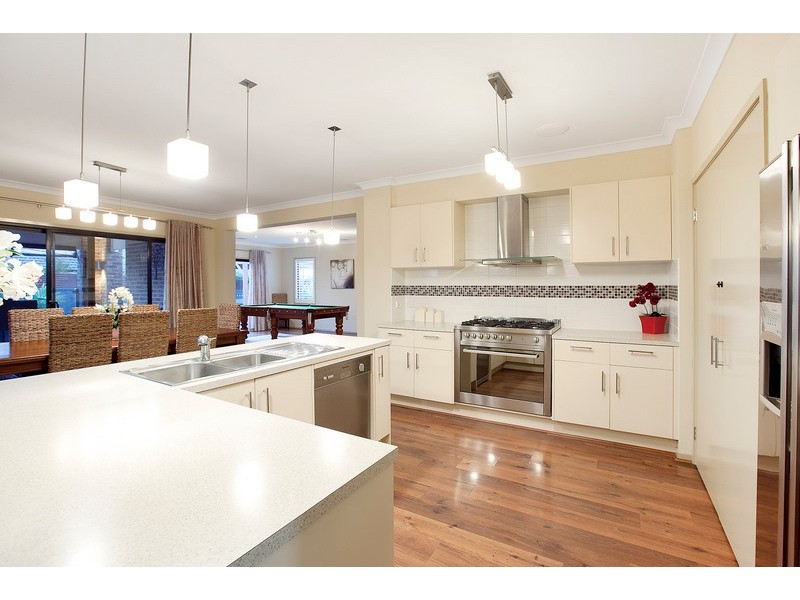 1 Joseph Banks Drive, Pakenham VIC 3810