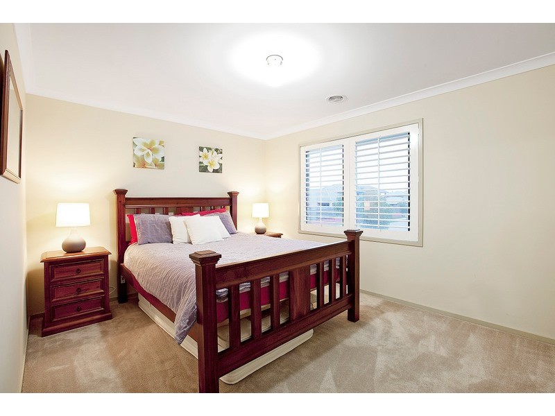 1 Joseph Banks Drive, Pakenham VIC 3810