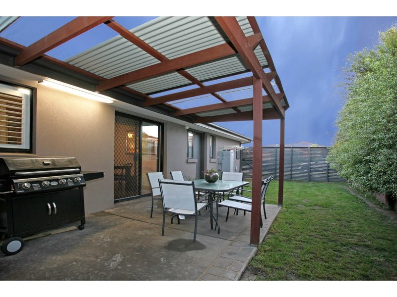 53 Hancock Drive, Berwick VIC 3806