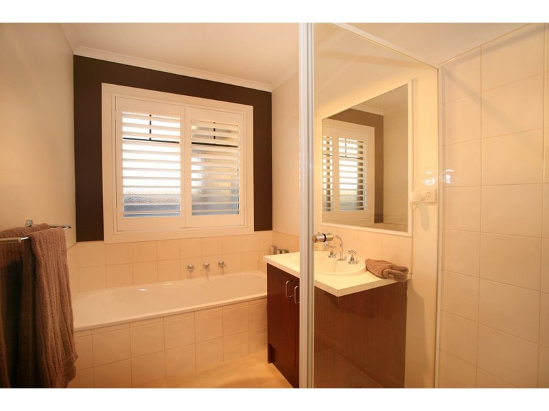 53 Hancock Drive, Berwick VIC 3806