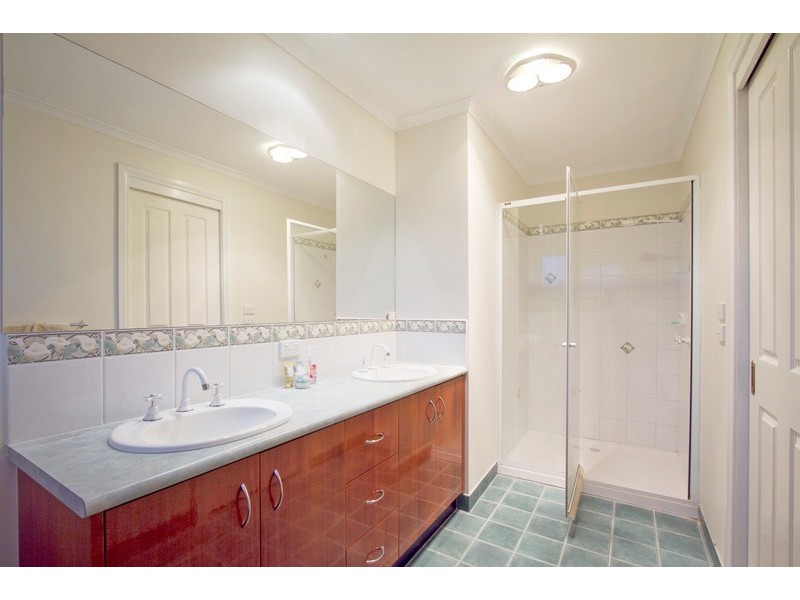 25 Beaconhill Drive, Beaconsfield VIC 3807