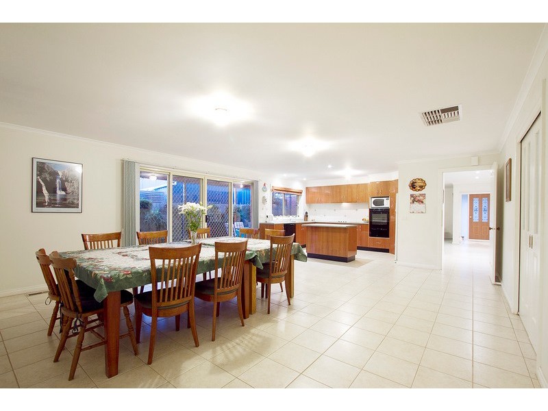 25 Beaconhill Drive, Beaconsfield VIC 3807