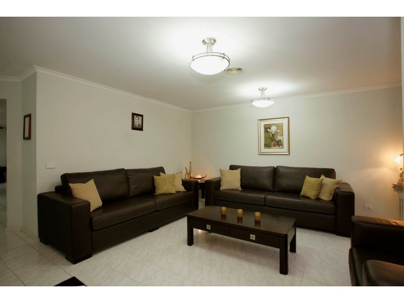 42 President Road, Narre Warren South VIC 3805