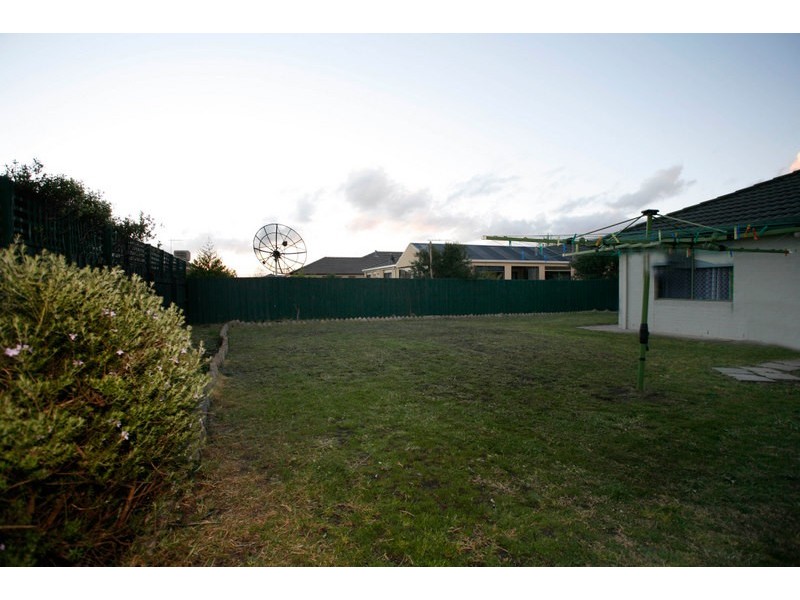 42 President Road, Narre Warren South VIC 3805