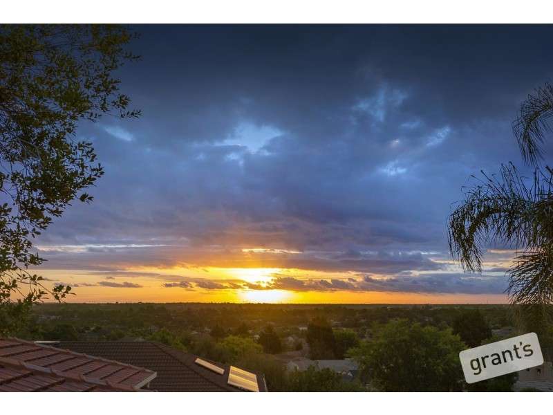 25 Balmain Drive, Berwick VIC 3806