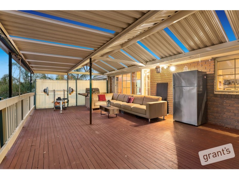 25 Balmain Drive, Berwick VIC 3806