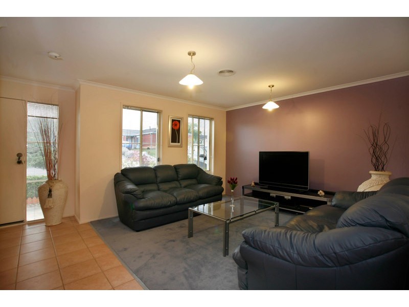 22 Abercairn Drive, Narre Warren South VIC 3805