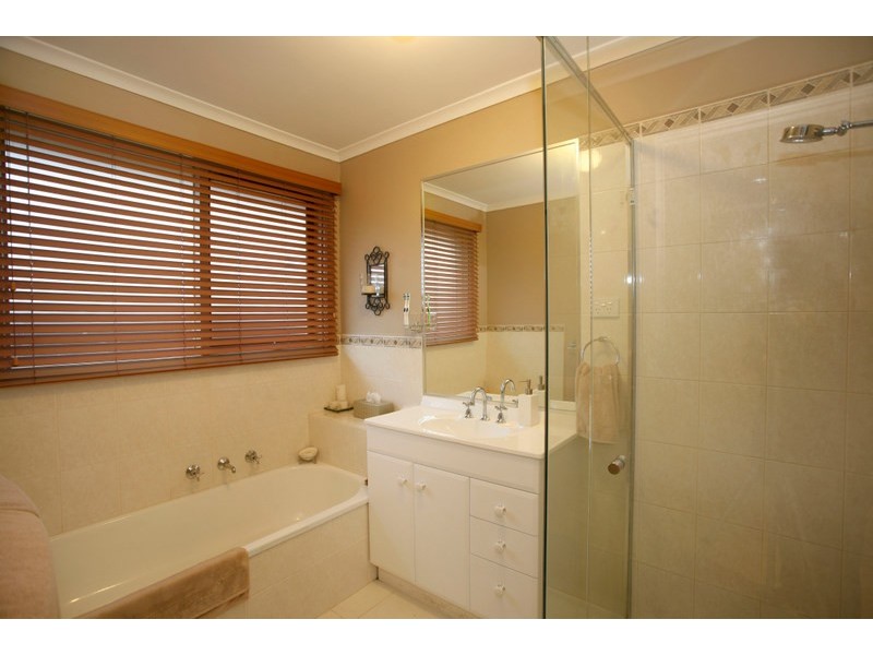 37 Maramba Drive, Narre Warren VIC 3805