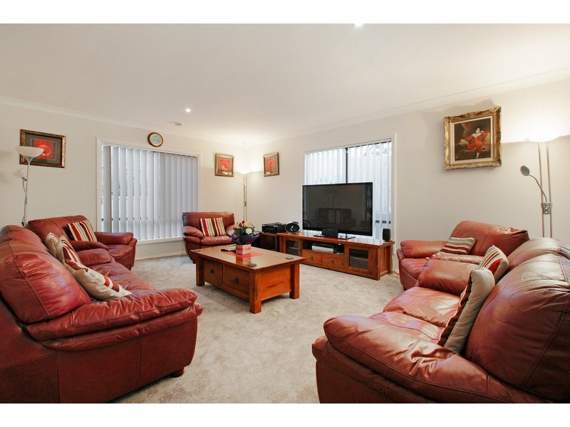 15 Daventry Court, Berwick VIC 3806