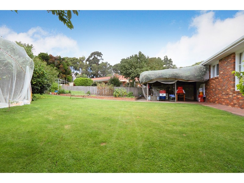1 Balmain Drive, Berwick VIC 3806