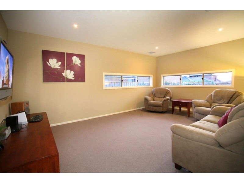 12 Norris Grove, Berwick VIC 3806