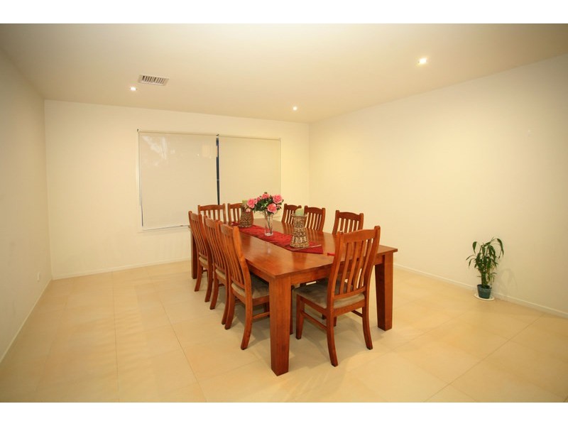 12 Norris Grove, Berwick VIC 3806