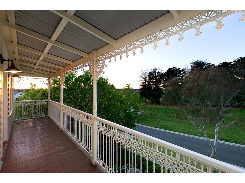 3 Brookfield Court, Berwick VIC 3806