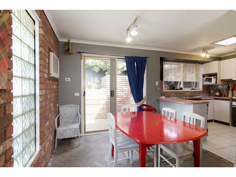 60 Strathavan Drive, Berwick VIC 3806