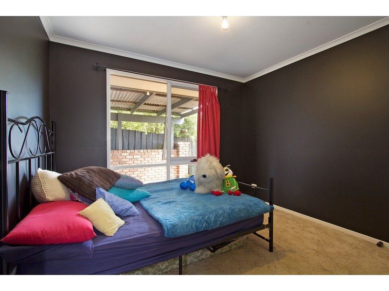 60 Strathavan Drive, Berwick VIC 3806