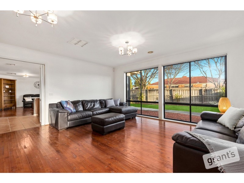 1 Warwick Court, Berwick VIC 3806