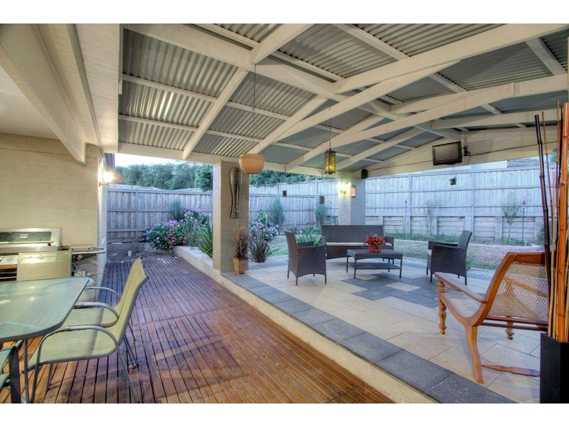 5 Selwyn Court, Berwick VIC 3806