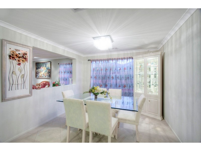 5 Selwyn Court, Berwick VIC 3806