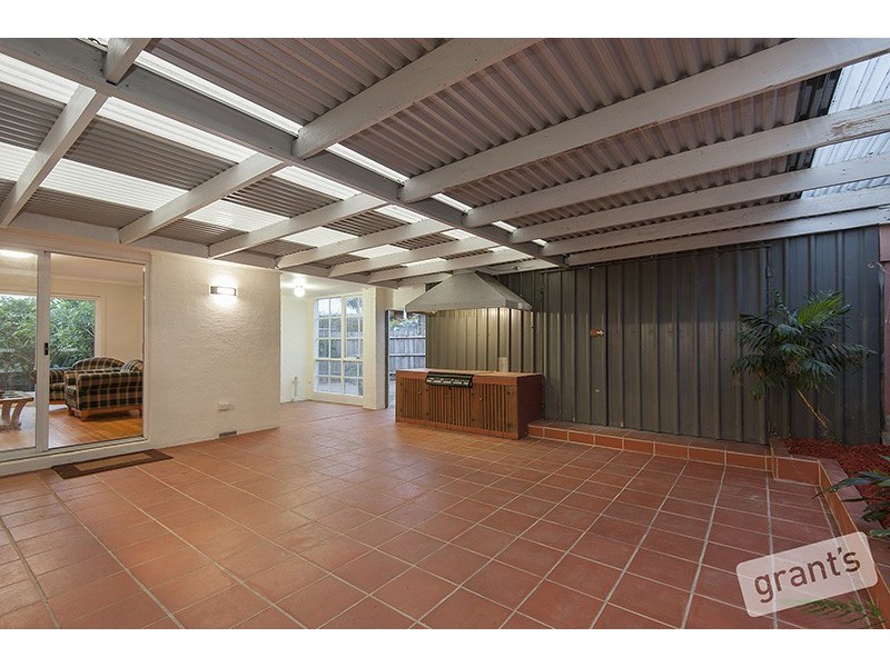 6 Selby Court, Berwick VIC 3806