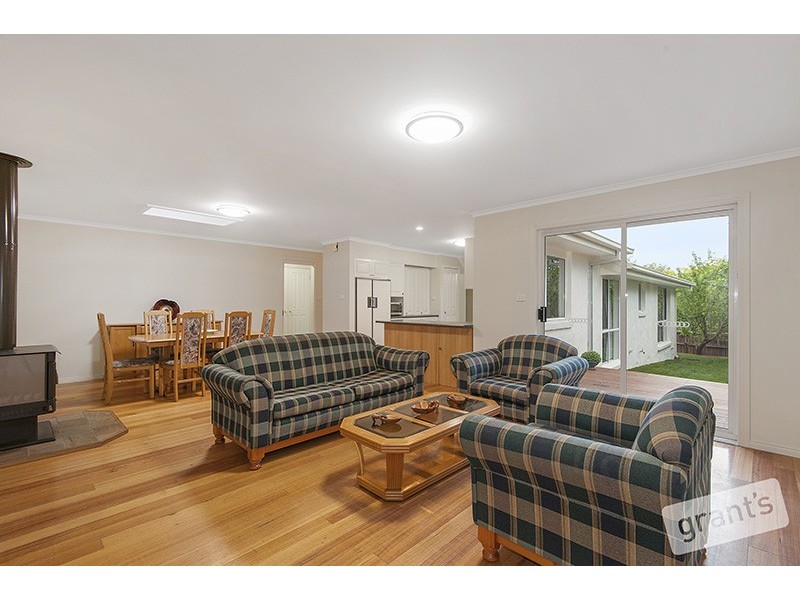 6 Selby Court, Berwick VIC 3806