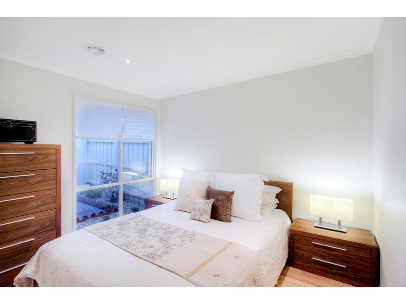 2 Adelaide Close, Berwick VIC 3806