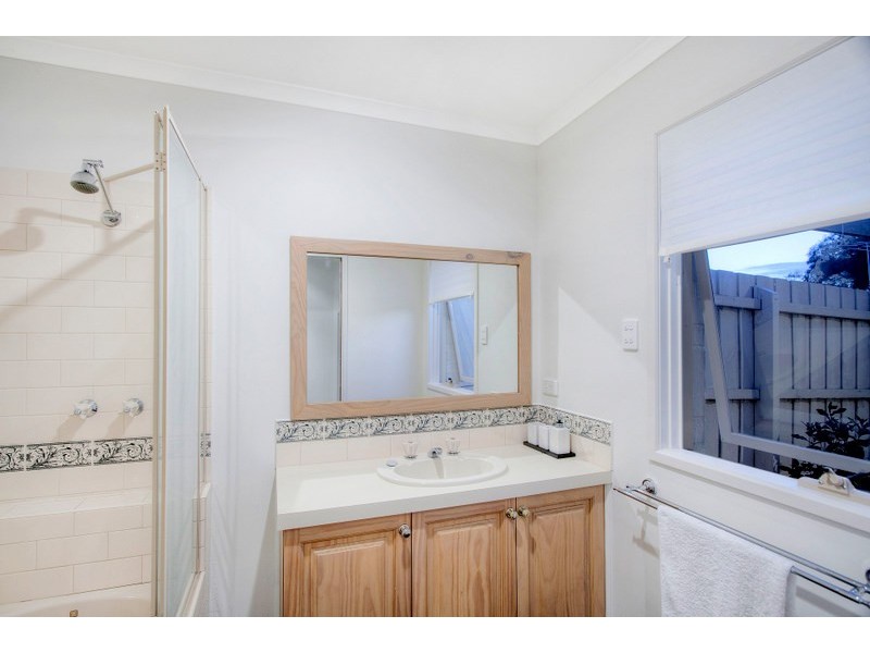 2 Adelaide Close, Berwick VIC 3806