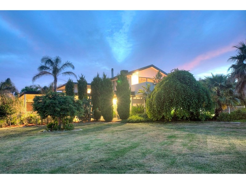 7-8 Gillies Court, Narre Warren South VIC 3805