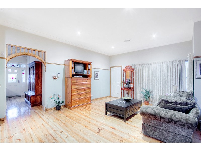 13 Kenny Court, Berwick VIC 3806