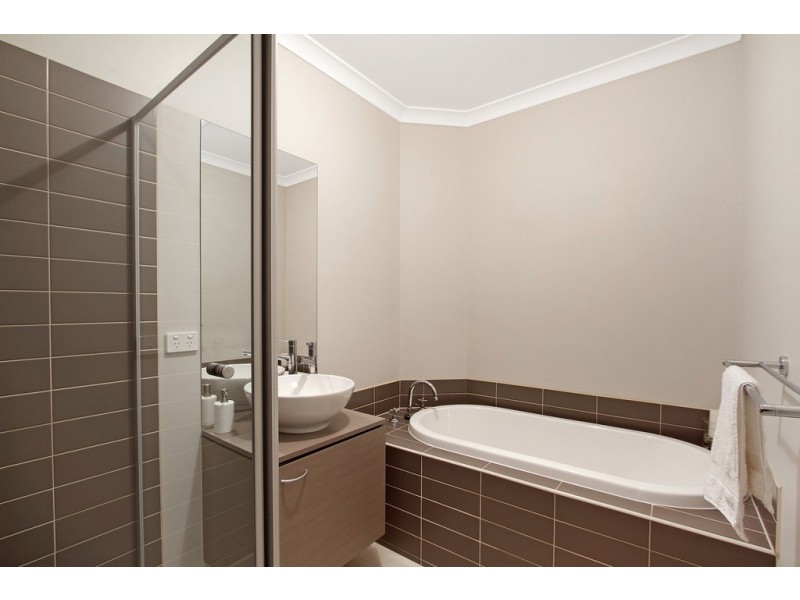 14 Camdolle Close, Pakenham VIC 3810