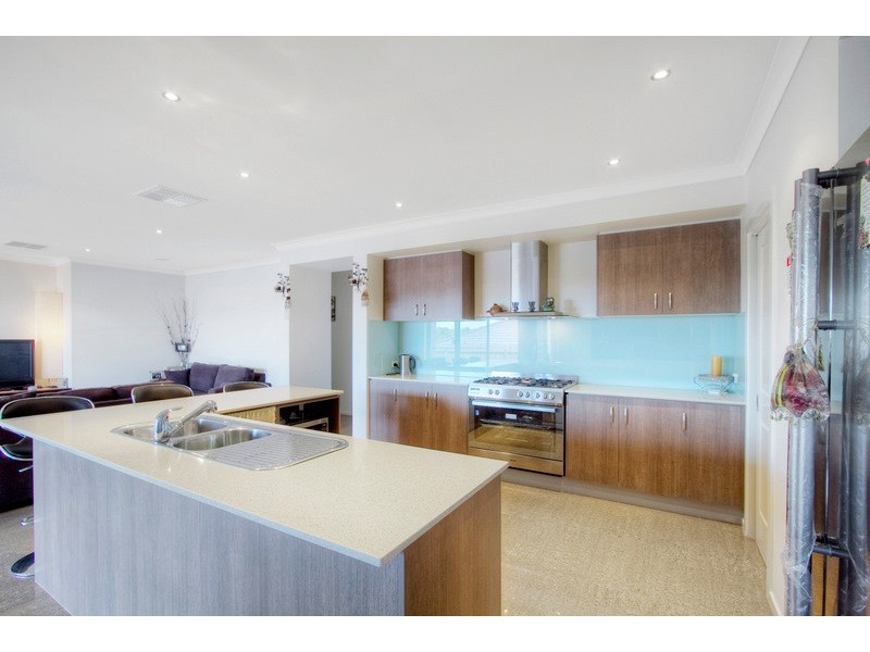 5 Castellana Court, Narre Warren South VIC 3805