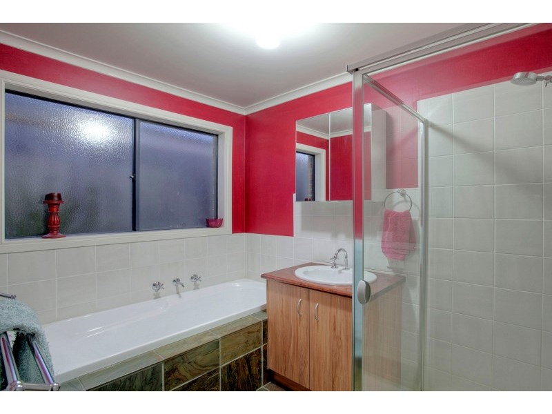 10 Ivory Drive, Pakenham VIC 3810