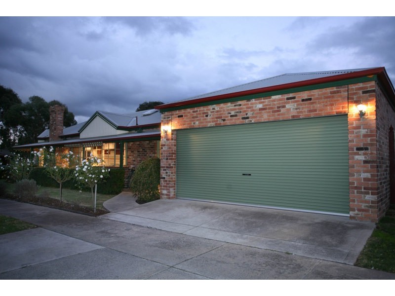 86 Kendall Drive, Narre Warren VIC 3805