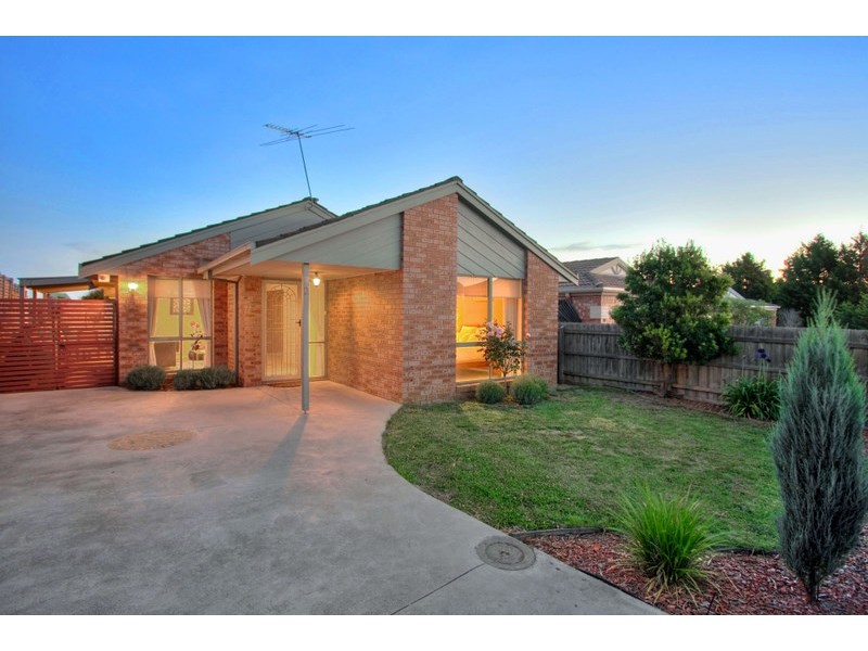 2 Quail Court, Narre Warren South VIC 3805
