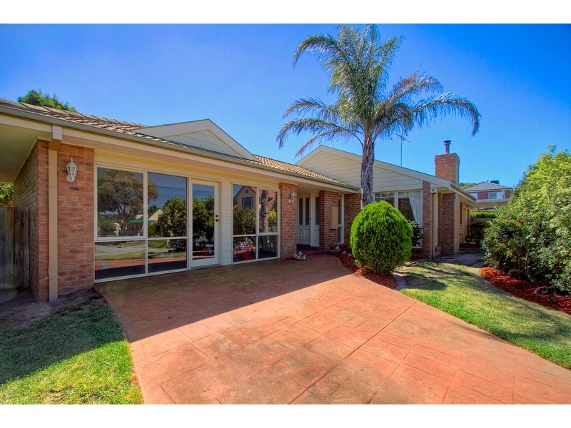 4 Koorang Place, Berwick VIC 3806