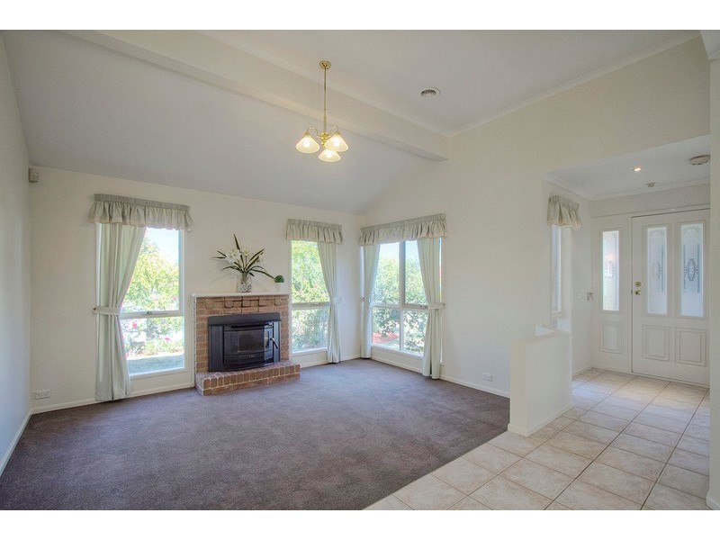 4 Koorang Place, Berwick VIC 3806