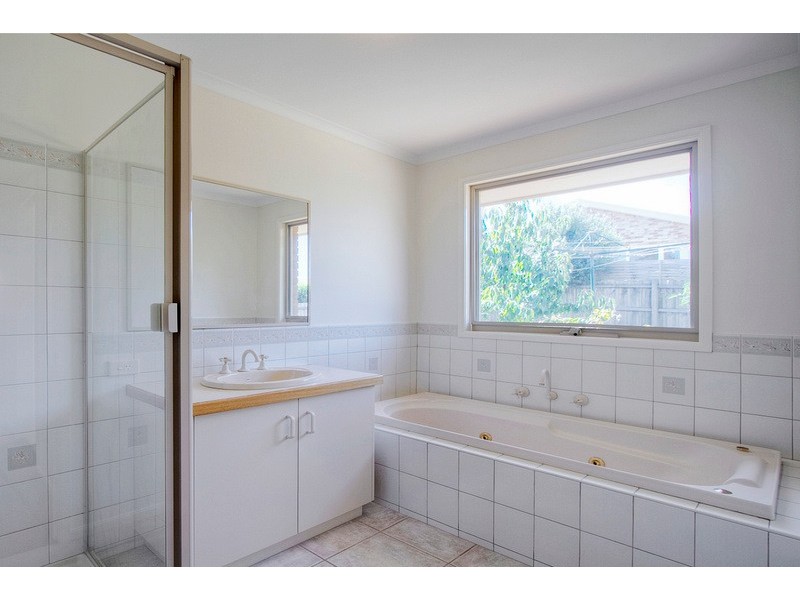 4 Koorang Place, Berwick VIC 3806